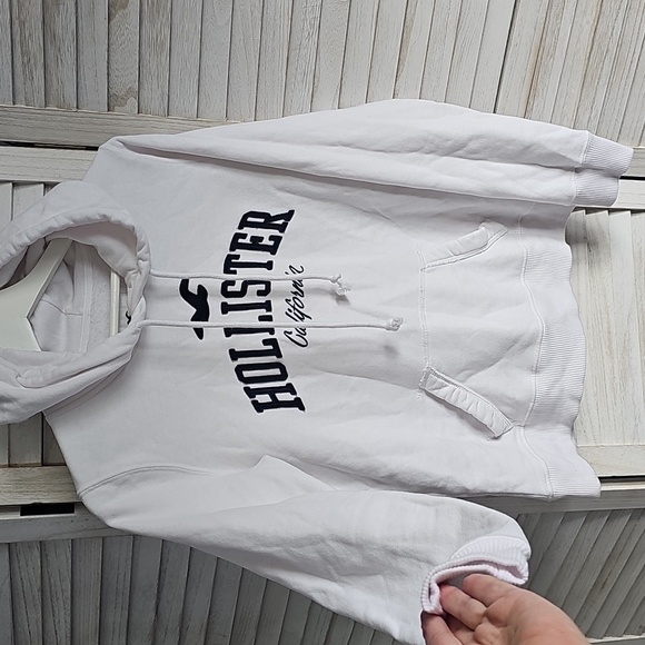 Hollister White Hoodie - Picture 2 of 5